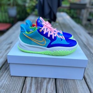 Kyrie Low 4 - size 9 mens